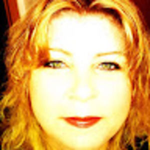 Meet your Posher, Holly